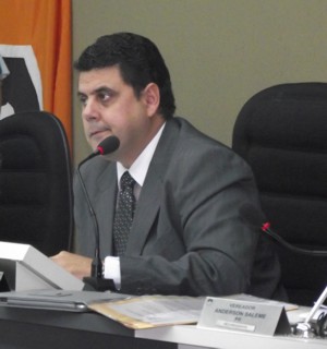 presidente perde controle